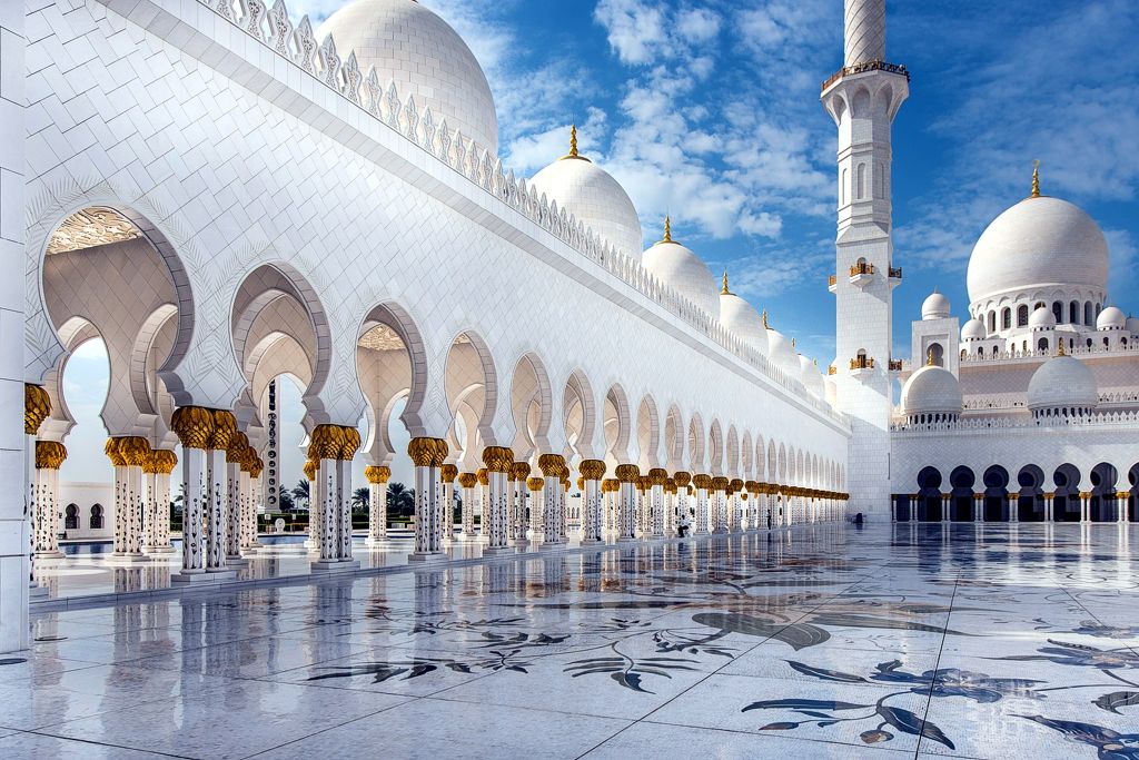 Grand Mosque in Abu Dhabi