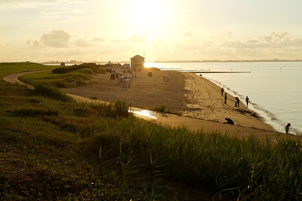 Sonnenuntergang am Hooksiel Strand