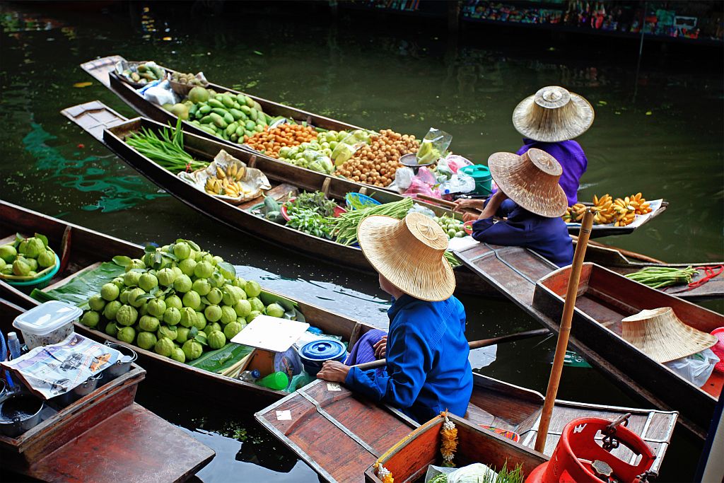 Thailandurlaub - schwimmender Markt